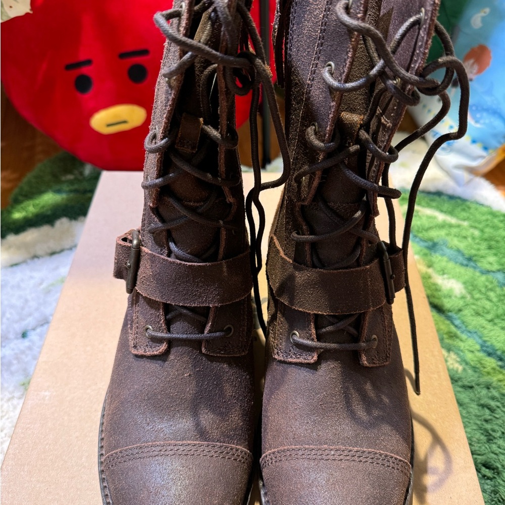 EUC Ugg Marela Boots (8) - Picture 6 of 9